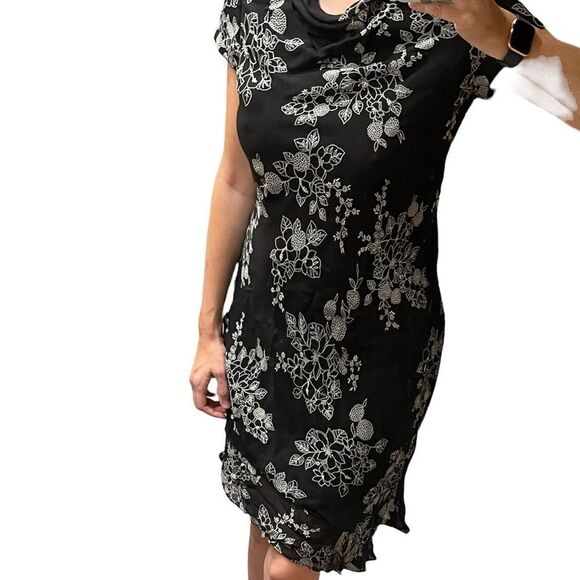 Donna Ricco Dresses & Skirts - Donna Ricco Black & White Floral Print Summer Dress 10